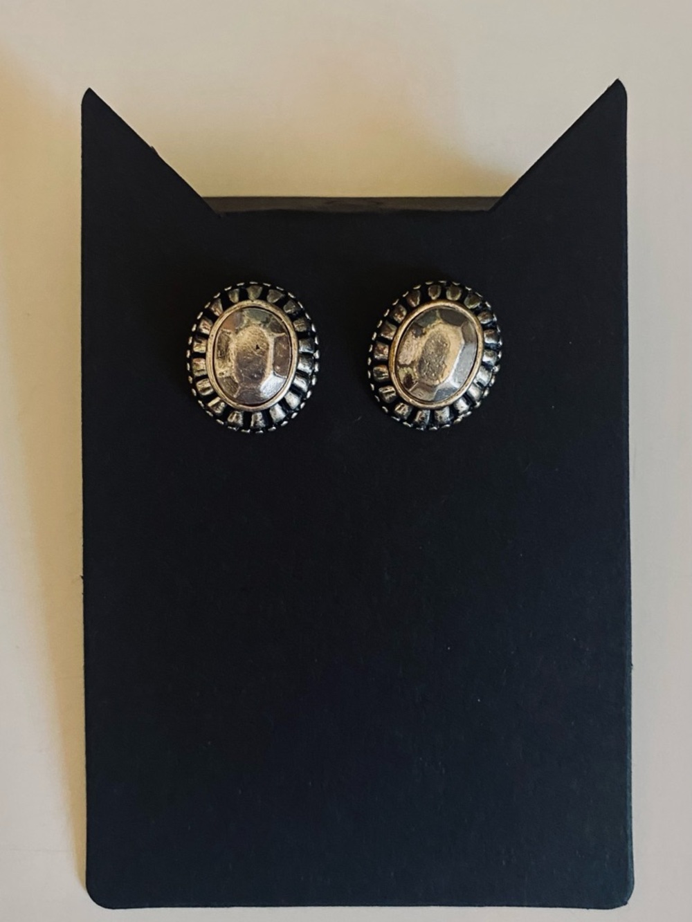 Silver-Tone Oval Stud Earrings - Women's Fashion Earrings